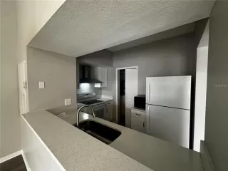 Photo #3: O6376004 Listing