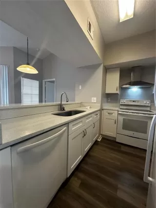 Photo #6: O6376004 Listing