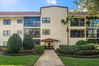 Photo #1: O6376040 Listing