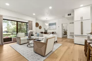 Photo #2: O6376040 Listing