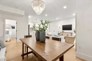 Photo #5: O6376040 Listing