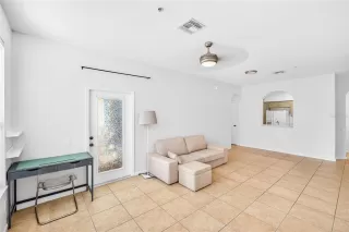 Photo #6: O6376083 Listing