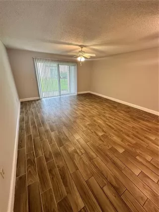 Photo #2: O6376206 Listing