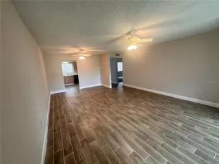 Photo #3: O6376206 Listing