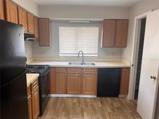 Photo #6: O6376206 Listing