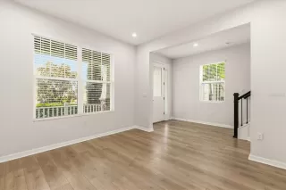 Photo #2: O6376381 Listing 