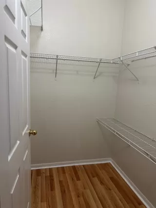 Photo #6: O6376460 Listing