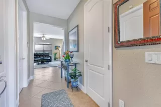 Photo #6: O6376509 Listing