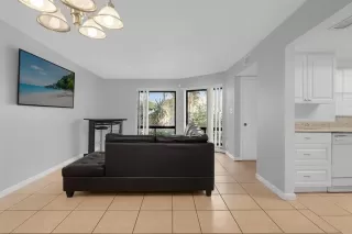 Photo #4: O6376541 Listing 