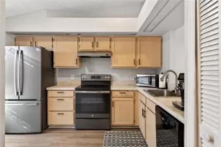 Photo #5: O6376616 Listing 