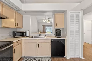 Photo #6: O6376616 Listing 