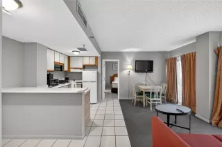 Photo #3: O6376640 Listing 