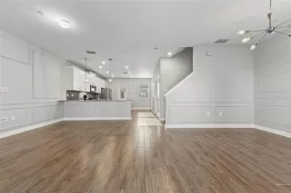 Photo #5: O6376782 Listing