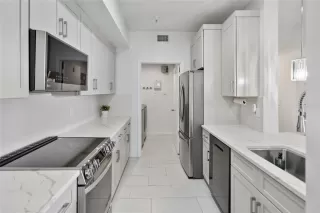 Photo #4: O6376872 Listing 