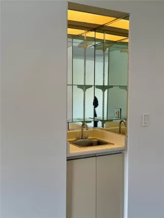 Photo #4: O6376997 Listing 