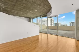 Photo #1: O6377142 Listing 