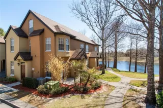 Photo #1: O6377349 Listing