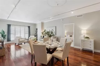 Photo #1: O6377393 Listing 