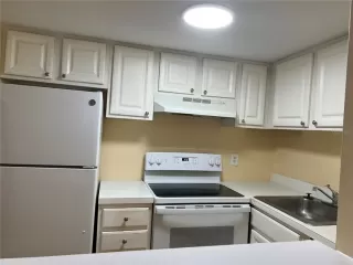 Photo #5: O6377457 Listing 