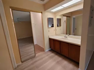 Photo #4: O6377524 Listing