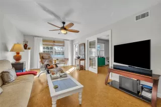 Photo #5: O6377616 Listing