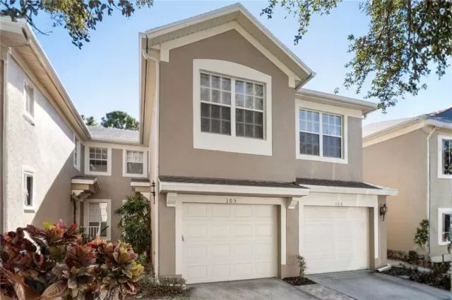 MLS: O6377622 Condo For Sale