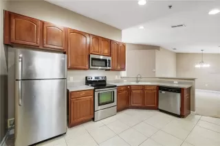 Photo #4: O6377622 Listing