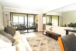 Photo #6: O6377914 Listing