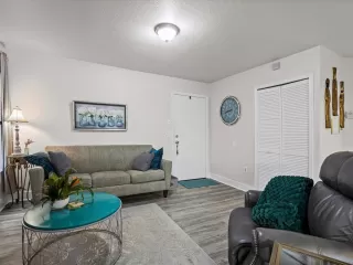 Photo #5: O6377944 Listing 