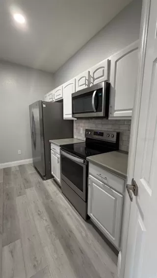 Photo #5: O6377968 Listing