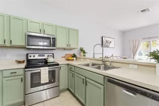 Photo #2: O6377981 Listing