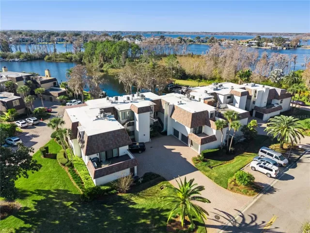 MLS: O6378111 Condo For Sale