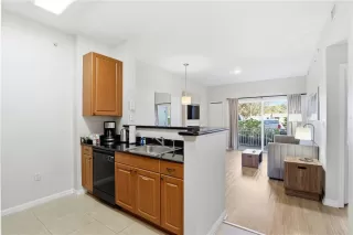 Photo #2: O6378192 Listing