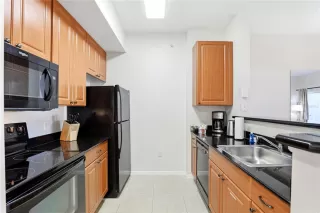 Photo #3: O6378192 Listing