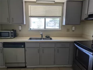 Photo #3: O6378383 Listing 