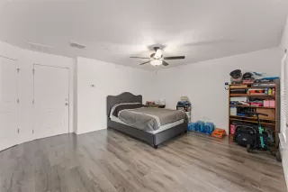 Photo #2: O6378392 Listing