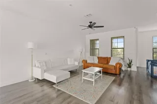 Photo #6: O6378392 Listing