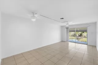 Photo #2: O6378399 Listing 