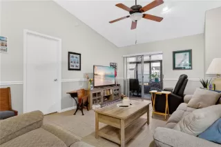 Photo #3: O6378405 Listing 