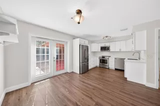 Photo #3: O6378415 Listing