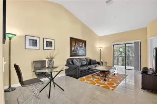 Photo #3: O6378576 Listing