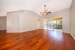 Photo #6: O6378582 Listing 