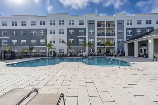 MLS: O6378879 Condo For Sale