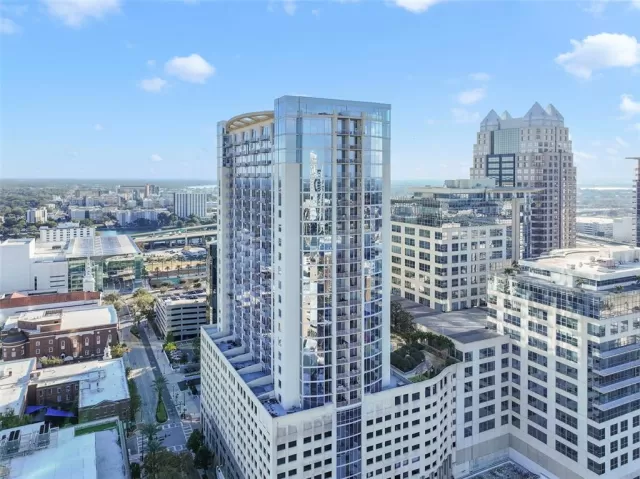 MLS: O6378923 Condo For Sale