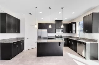 Photo #1: O6378944 Listing 