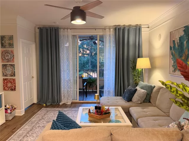 MLS: O6378951 Condo For Sale