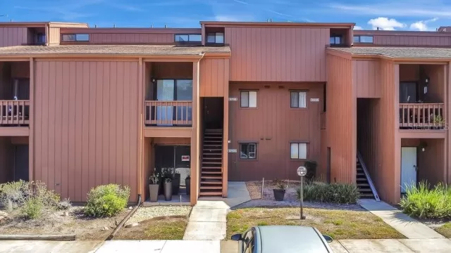 MLS: O6379002 Condo For Sale