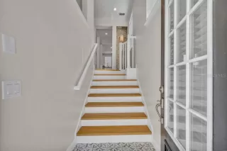 Photo #5: O6379018 Listing