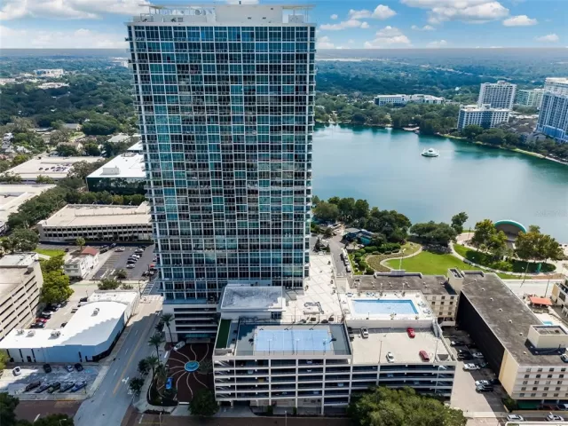 MLS: O6379084 Condo For Sale