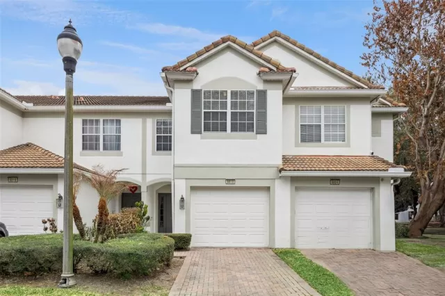 MLS: O6379101 Condo For Sale